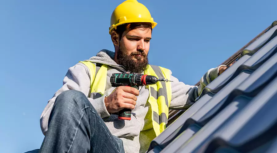 What Homeowners Should Know About Emergency Roof Repairs