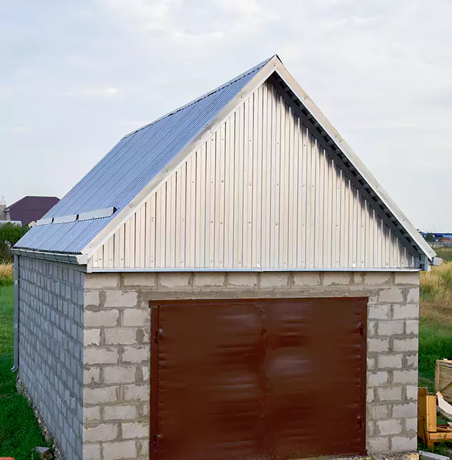 Trusted Garage Roof Repair Company: Keeping Cambridge, WI Properties Sealed and Secure