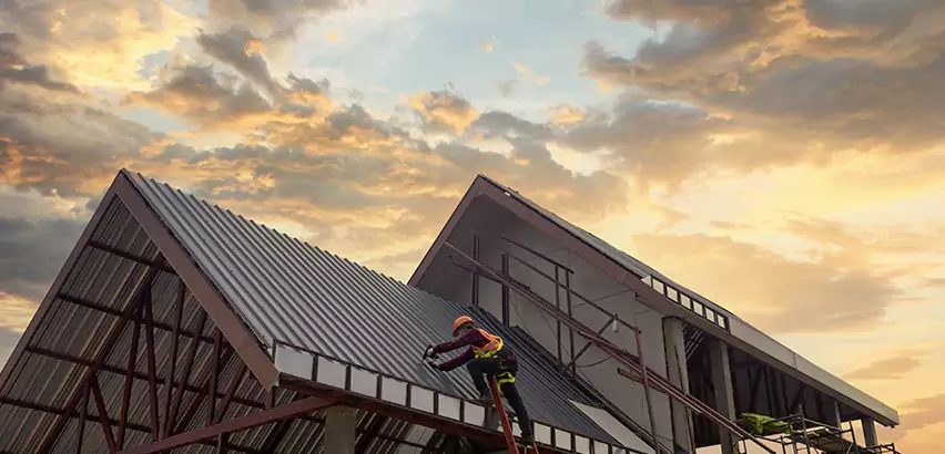 Professional Commercial Roof Installation Services in Cambridge, WI