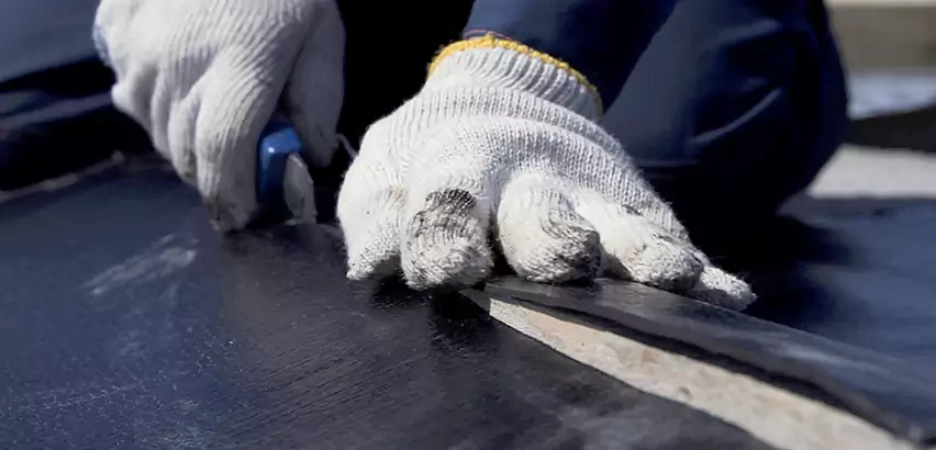 Rubber Roof Seam Repair in Cambridge