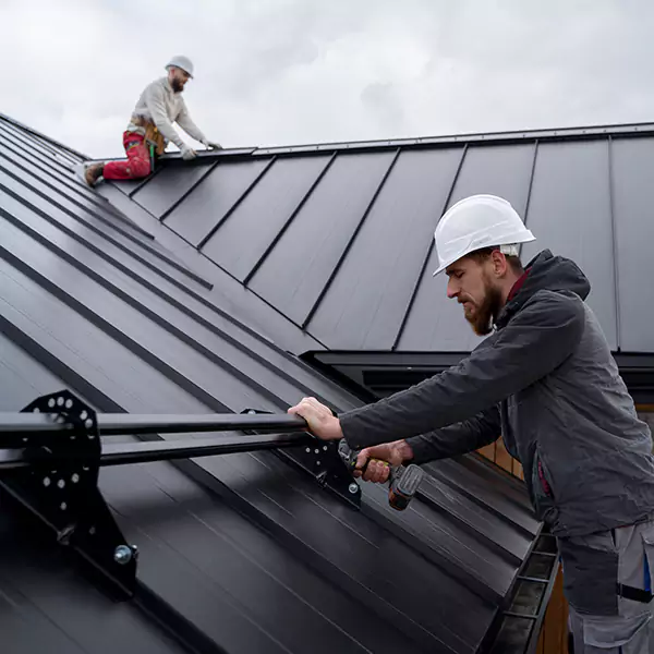 Why Cambridge Property Owners Choose Cambridge Roofing Pros for Metal Roof Repair?