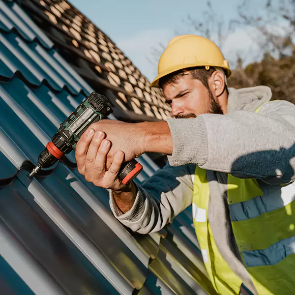 Why Cambridge Homeowners Choose Cambridge Roofing Pros for Steel Roof Repair Service?